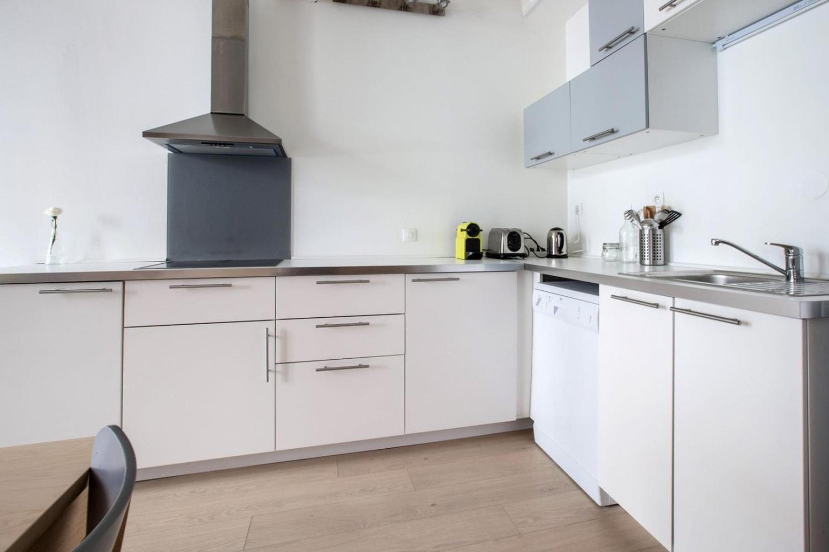 Old Town - Superb Apartment In Rue Esquermoise ! Лилль Экстерьер фото